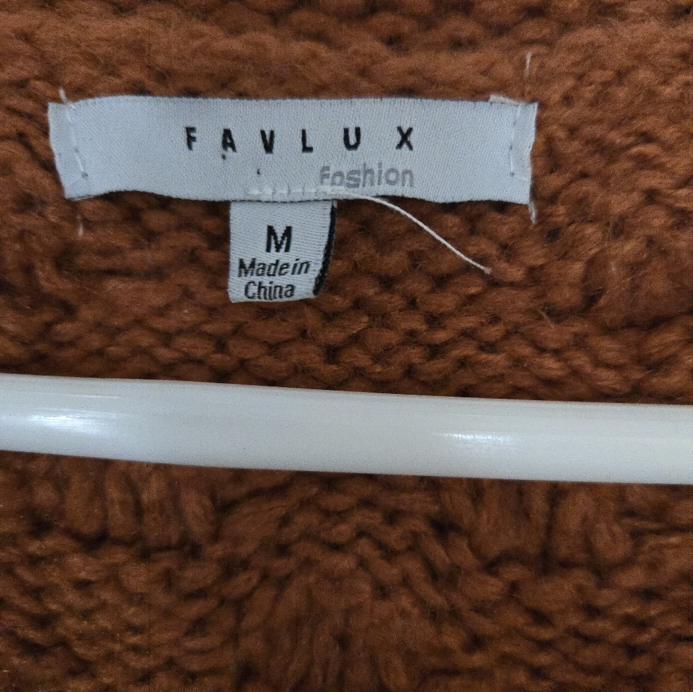 Cardigan - Picture 2 of 3